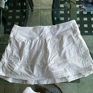 Lulu lemon skort